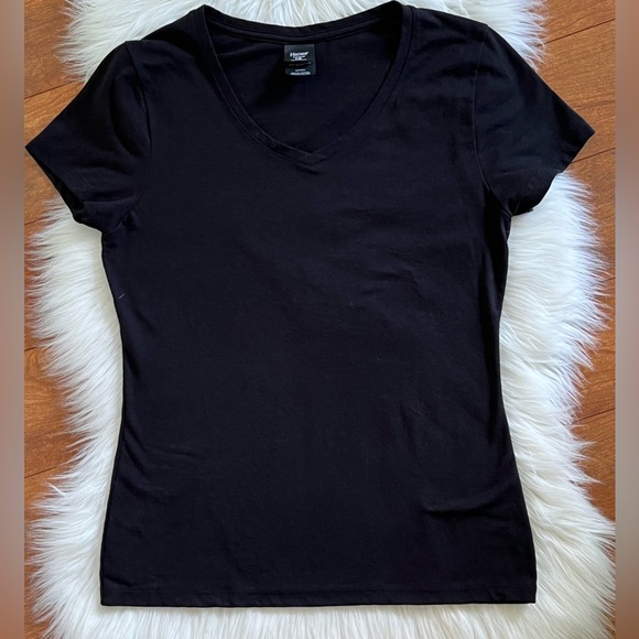 Hanes Triblend Short Sleeve V-Neck Top in Black-Size S - Picture 7 of 7